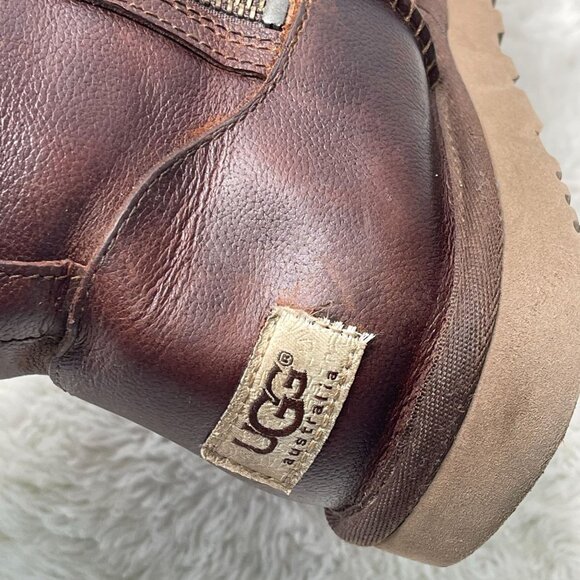 UGG #1008580 Women's Brown Classic Mini Double Zip Leather Boot Shoes Size 9 US - Picture 12 of 15